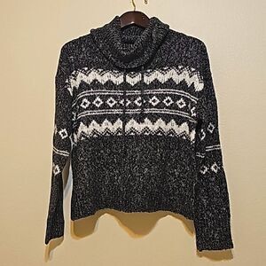 Francesca's mi ami sweater size large